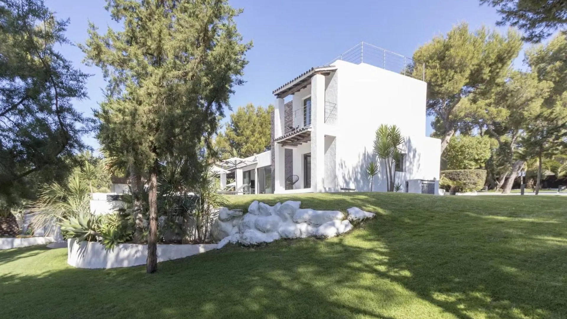 Ibizian Villa With Sea-Views San José
