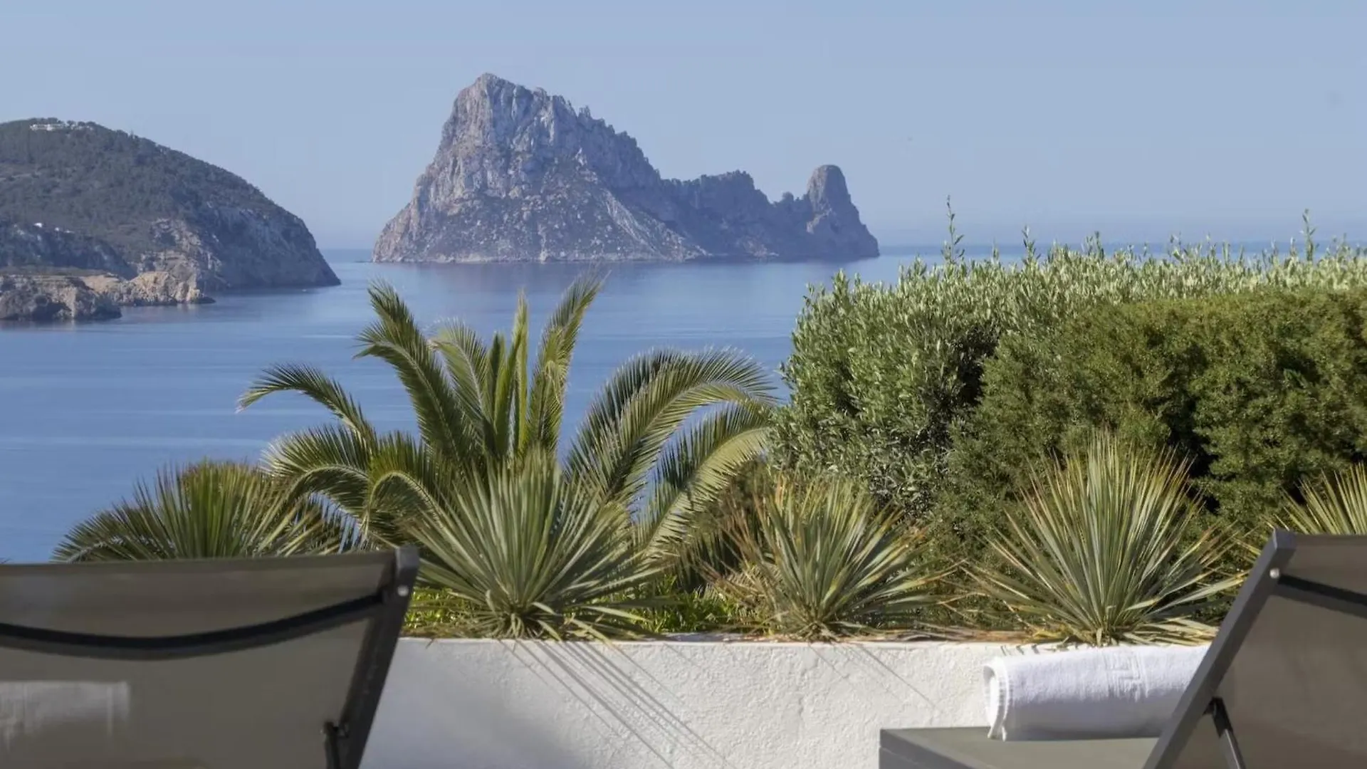 Ibizian Villa With Sea-Views San José